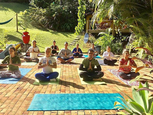 Hostel da Vila Ilhabela yoga