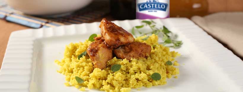 Frango com Arroz de Couve-flor - Receita da Castelo Alimentos